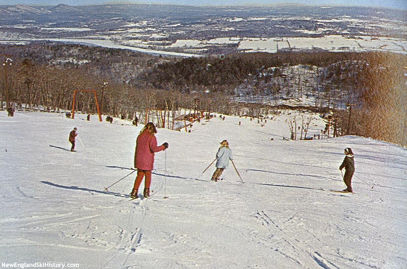 Skiers at Mt. Tom